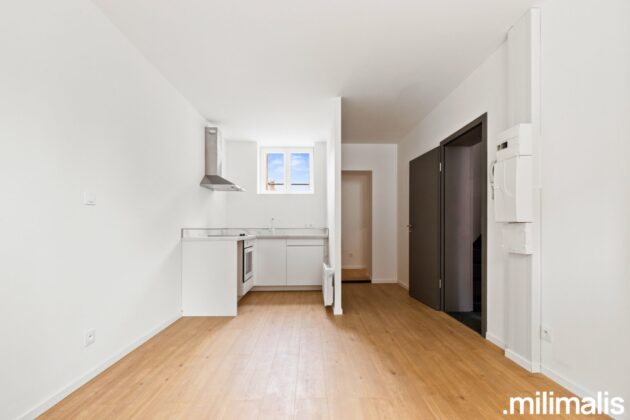 Studio en Rez-de-Chaussée à Longeville-lès-Metz